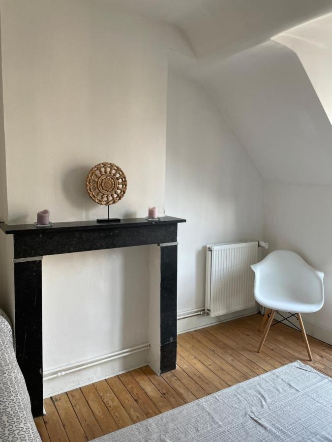 Charming Room In Eu District Bruxelles Esterno foto